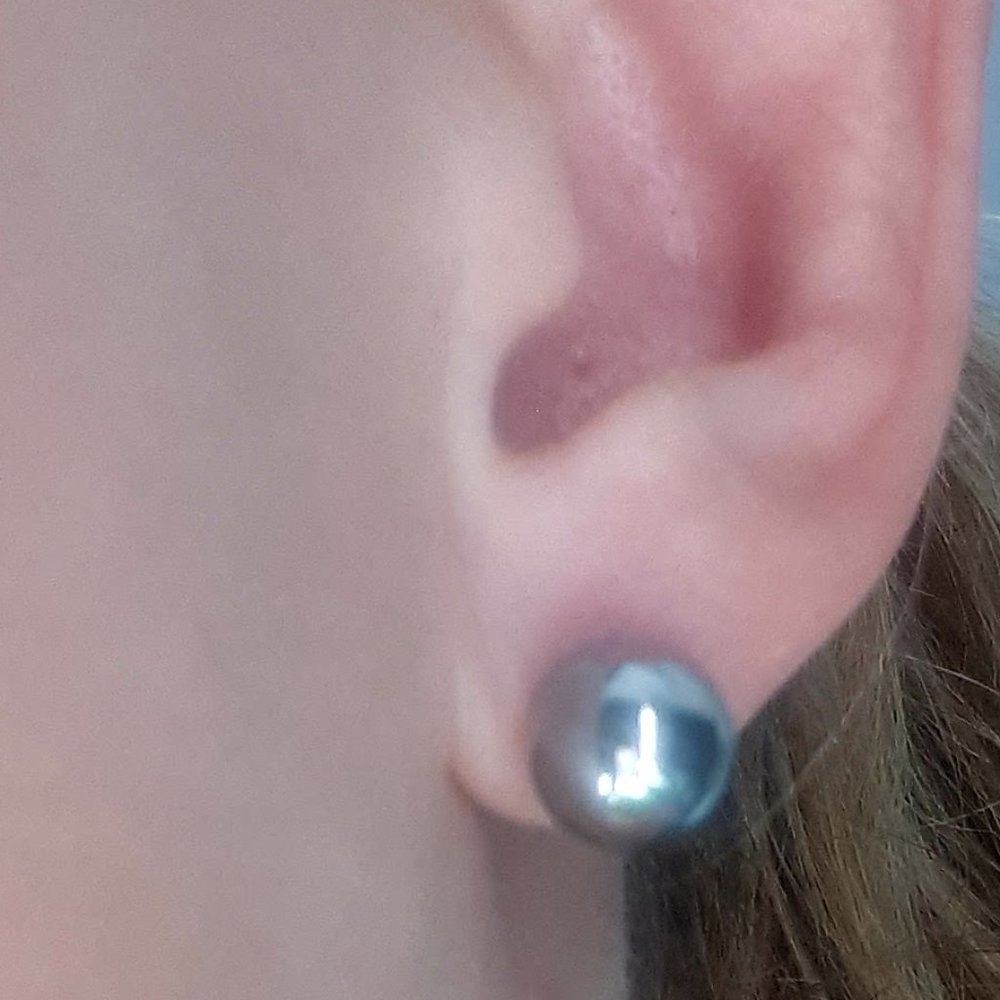 Metal earrings - Picture 6 of 6